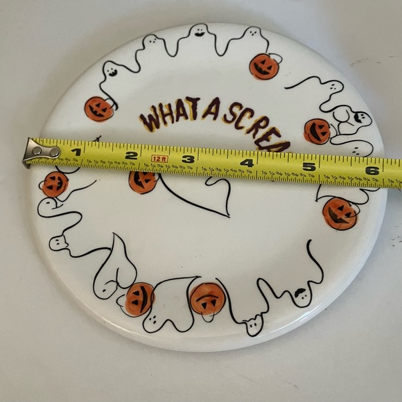BATH & BODY WORKS 1999 VINTAGE HALLOWEEN 6” CERAMIC PLATE WHAT A SCREAM! - Picture 2 of 4